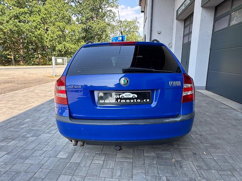 Škoda Octavia (2007) 2.0 TDi, 4x4, tažné - fotka 21 z 36
