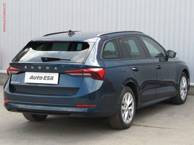 Škoda Octavia (2020) 1.5 TSi, ČR, Ambition - fotka 4 z 21