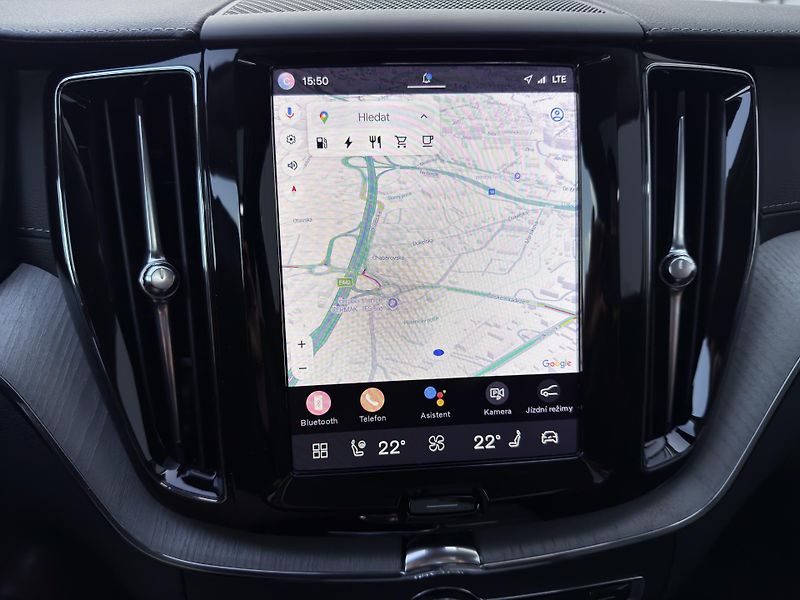 Volvo XC60 T8 AWD RECH.*ULTRA / REZERVACE - fotka 30 z 62