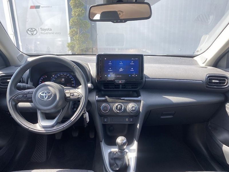 Toyota Yaris Cross 1.5i, ČR, ComTech, záruka - fotka 11 z 17
