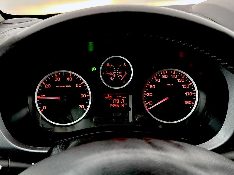 Peugeot Partner MPV - fotka 11 z 27