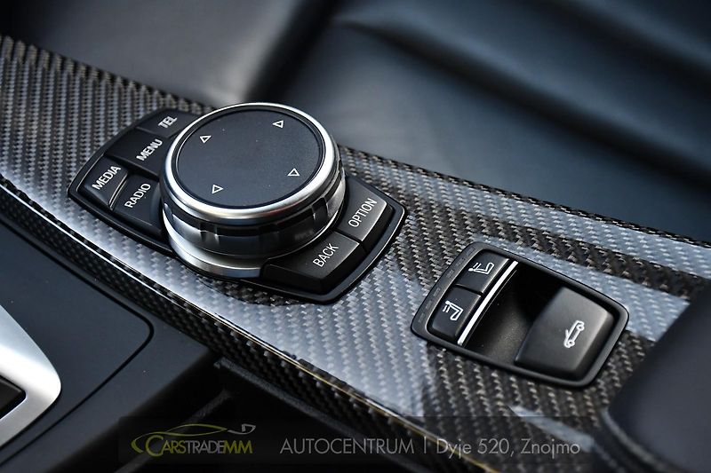 BMW M4 3.0 317kW HUD LED DPH - fotka 40 z 57