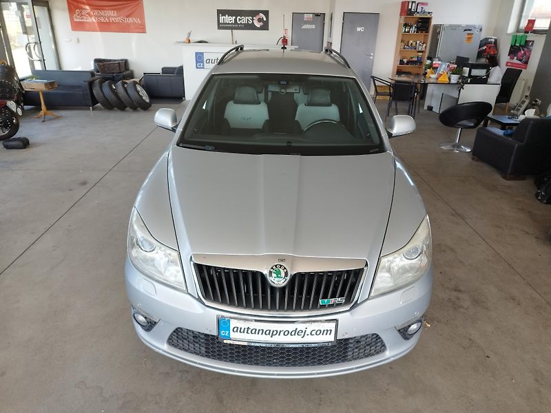 Škoda Octavia (2009) RS 2,0TDi 125 LED ALU SERVISKA - fotka 3 z 38