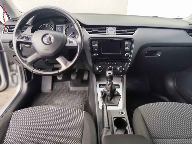 Škoda Octavia (2013) 1.6 TDi, Ambition, TZ - fotka 10 z 24