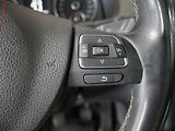 Volkswagen Touran (2014) 1.6 TDi, ČR, STK7/28 - náhled 13