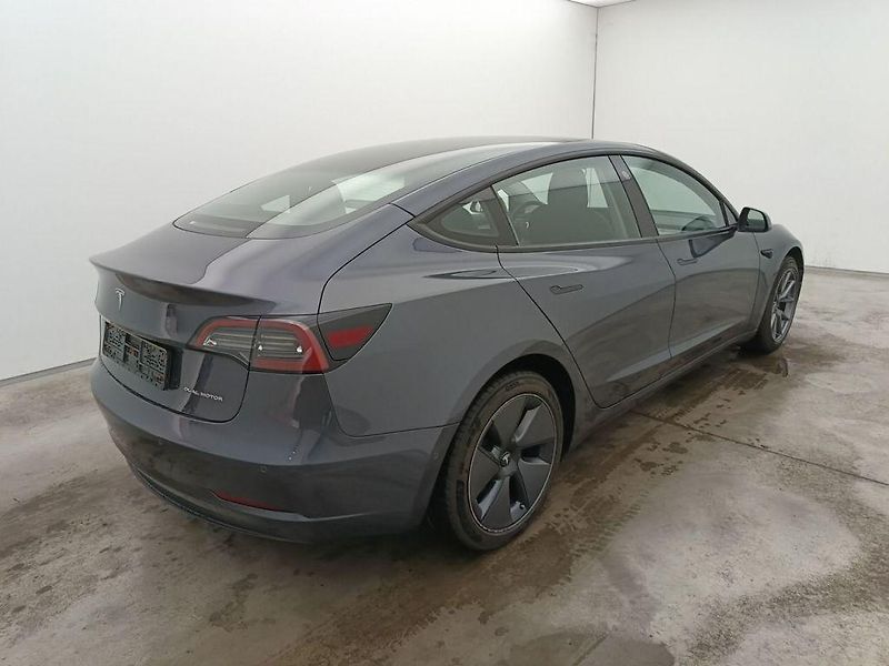 Tesla Model 3 AWD LED ACC       PŘIPRAVUJEME - fotka 4 z 9