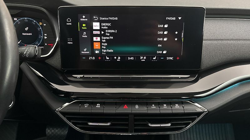 Škoda Octavia 2.0 TDI DSG 4x4 Style - fotka 11 z 25