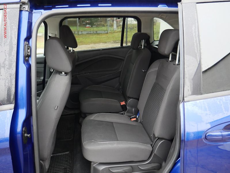 Ford C-MAX (2016) 1.0 EB, ČR, AC, výhřev sed - fotka 10 z 18
