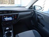 Toyota Auris (2018) 1.6 Valvematic, Tempomat - náhled 8