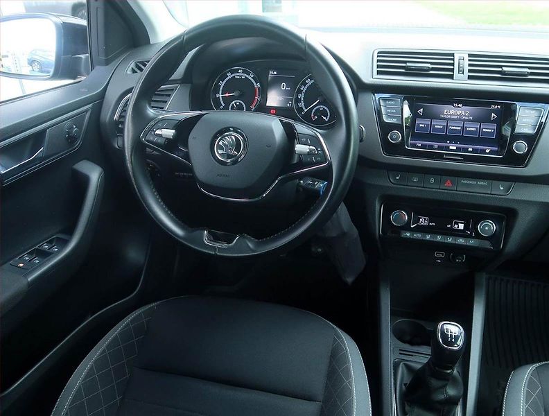 Škoda Fabia (2022) Ambition 1.0 TSI - fotka 7 z 13