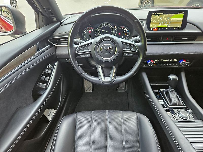 Mazda 6 2.5i SKYACTIV-G TAKUMI 6AT - fotka 17 z 38