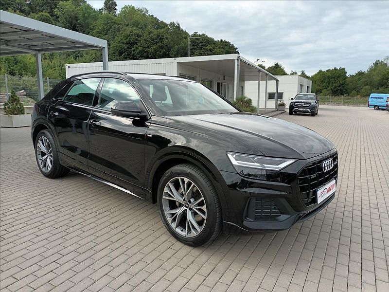 Audi Q8 3,0 TDI,210KW,S-line,1MAJ,LED, - fotka 3 z 37