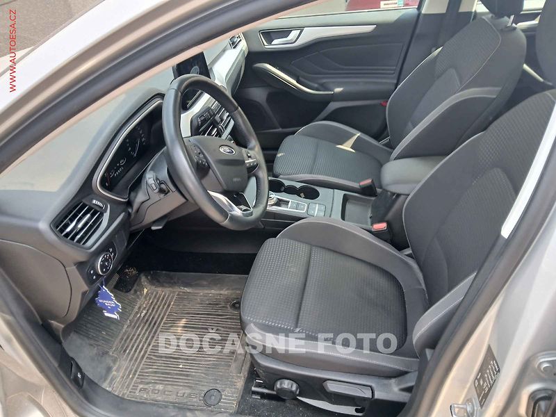 Ford Focus (2019) 1.0 EB, AT - fotka 3 z 3
