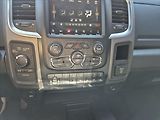 Dodge RAM 6,4 Power Wagon 2500 - náhled 19