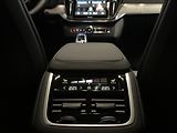 Volvo XC90 (2026) 2,0 T8  Ultra Dark - náhled 26