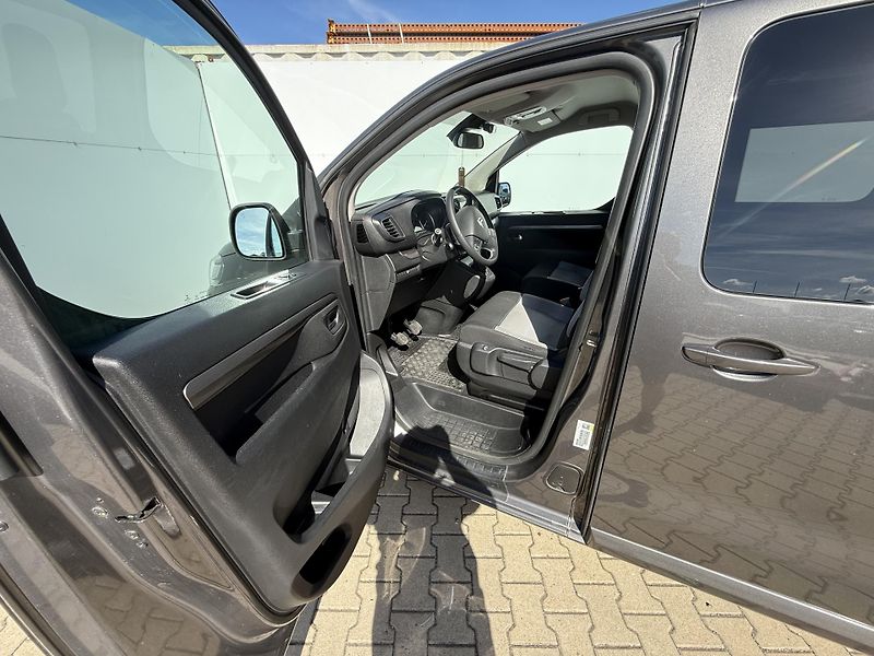 Citroën SpaceTourer (2021) 8 míst  - fotka 11 z 32