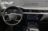 Audi Q8 e-tron 55 Quattro Kamera Matrix Tažné - náhled 17