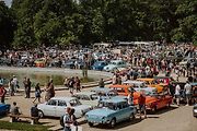 Veteranfest ve slavkovském zámeckém parku