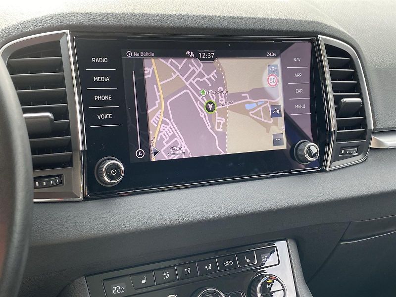 Škoda Karoq (2023) 2.0 TDI Ambition - fotka 17 z 34