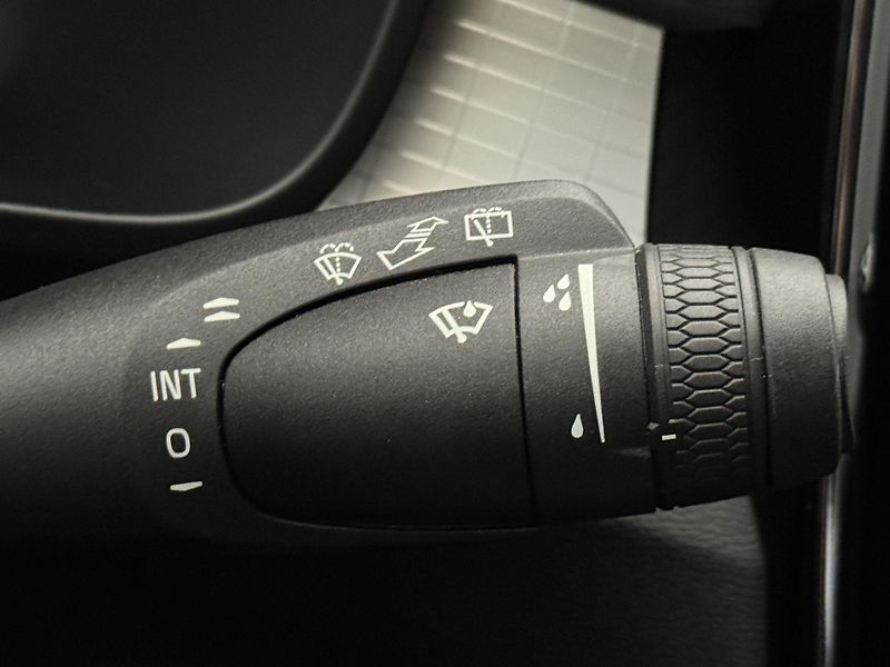 Volvo XC40 T3 MOMENTUM CZ 1.maj - fotka 22 z 31