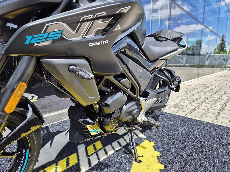 CFMOTO (2026) 125 NK - fotka 32 z 39
