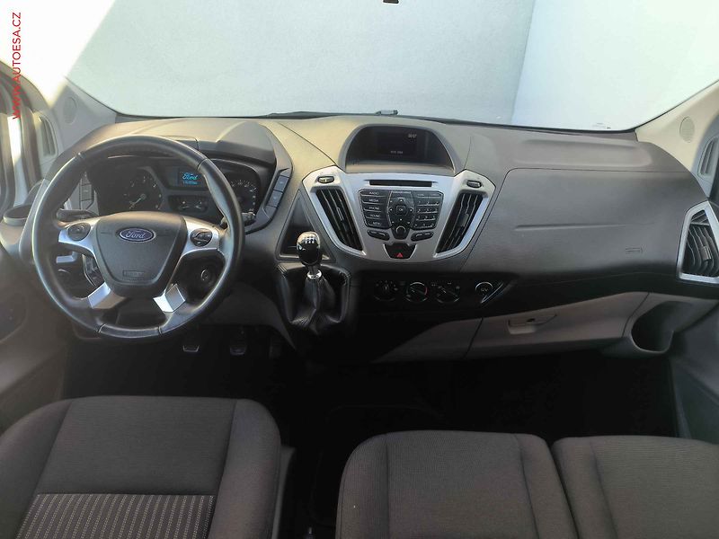 Ford Tourneo Custom (2016) 2.0TDCi, Trend, AC - fotka 8 z 20