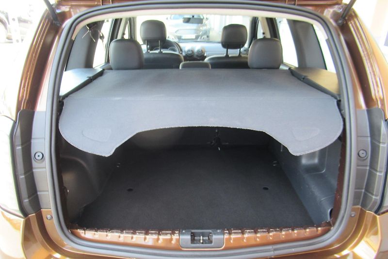 Dacia Duster 1.6i KLIMA SADA KOL - fotka 17 z 20