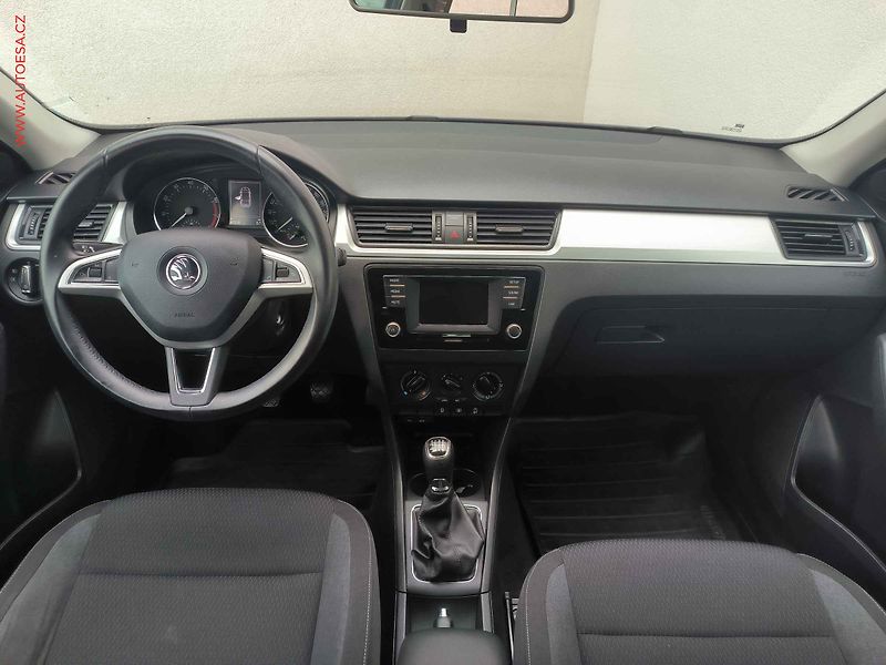 Škoda Rapid (2015) 1.2 TSI, 2.maj,ČR, Klima - fotka 8 z 16