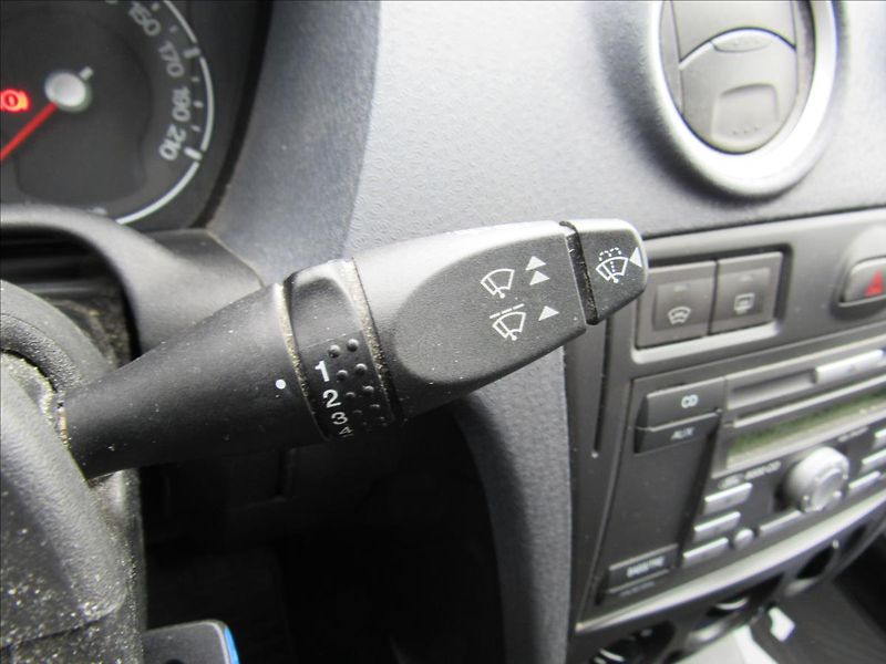 Ford Fusion 1,4 i 59KW 1.Majitel - fotka 18 z 28