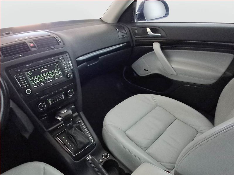 Škoda Octavia (2011) Laurin&Klement 1.8 TSI - fotka 8 z 22