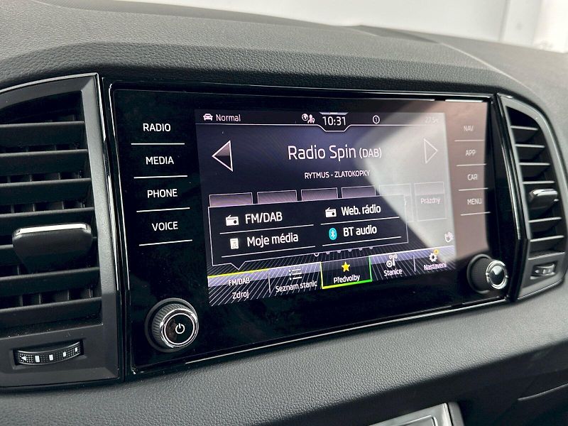 Škoda Karoq (2025) DSG 2.0TDI 110kW 4x4 SportLine - fotka 16 z 35