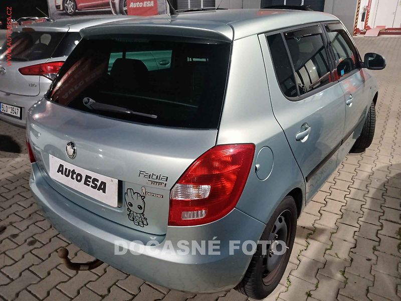 Škoda Fabia (2009) 1.2i, ČR, AC, tažné - fotka 2 z 3