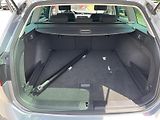 Volkswagen Passat 2.0TDi DSG 110kW BusinessPremi - náhled 21
