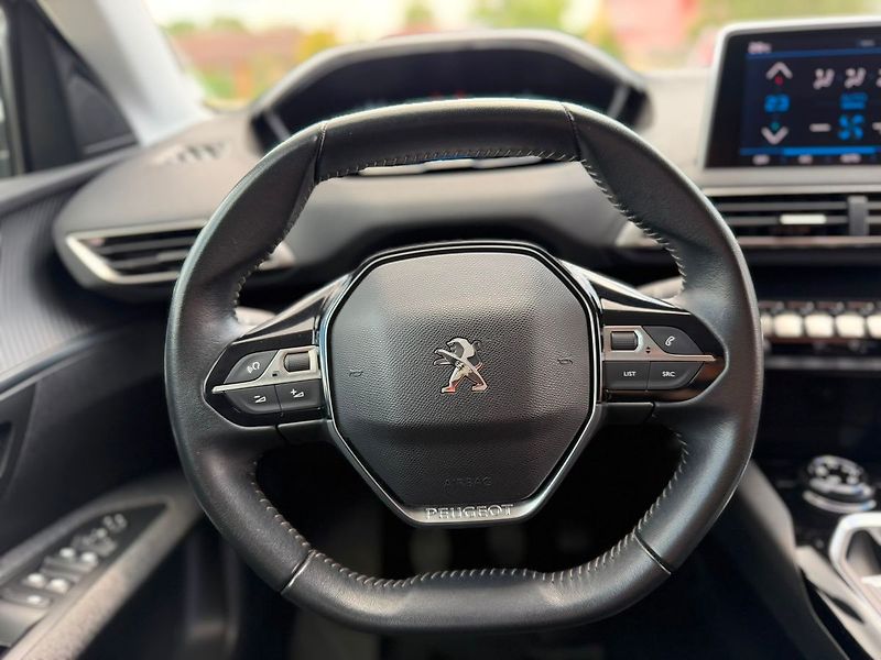 Peugeot 5008 ACTIVE 1.5BHDi 130 MAN6 - fotka 2 z 30