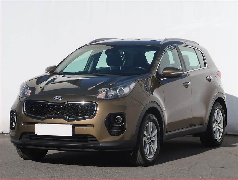Kia Sportage (2016) 1.7 CRDi, Navi, Tempomat - fotka 2 z 21