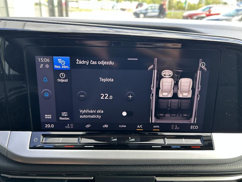 Ford Tourneo Connect 1.5 Ecoboost 110kW AT Titanium - fotka 32 z 40