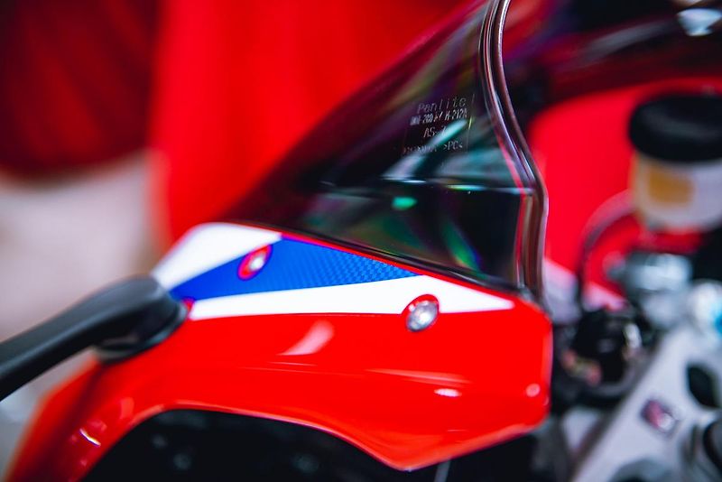 Honda CBR 1000 RR SP 1 MAJITEL  - fotka 6 z 40