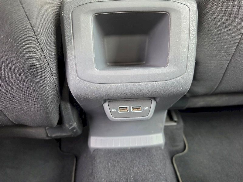 Volkswagen T-Cross (2019) 1,0 TSi 85kW 6MAN - fotka 19 z 26