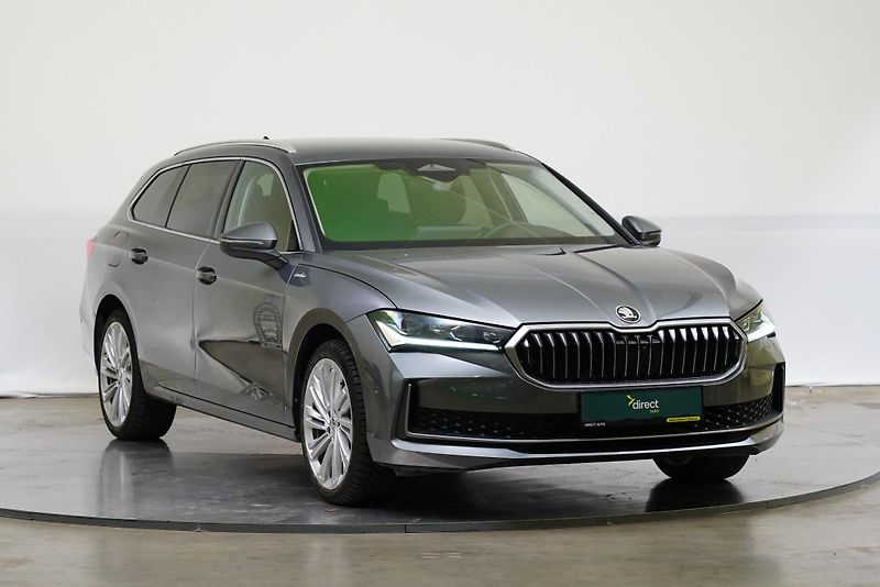Škoda Superb - fotka 8 z 28
