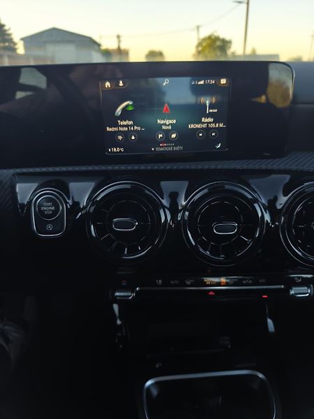 Mercedes-Benz Třídy A (2022) Mercedes Benz A 180 - fotka 10 z 19