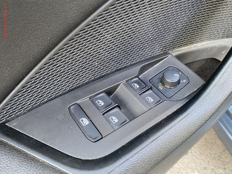 Škoda Octavia (2021) 2.0 TDi, ČR, Active, LED - fotka 13 z 17