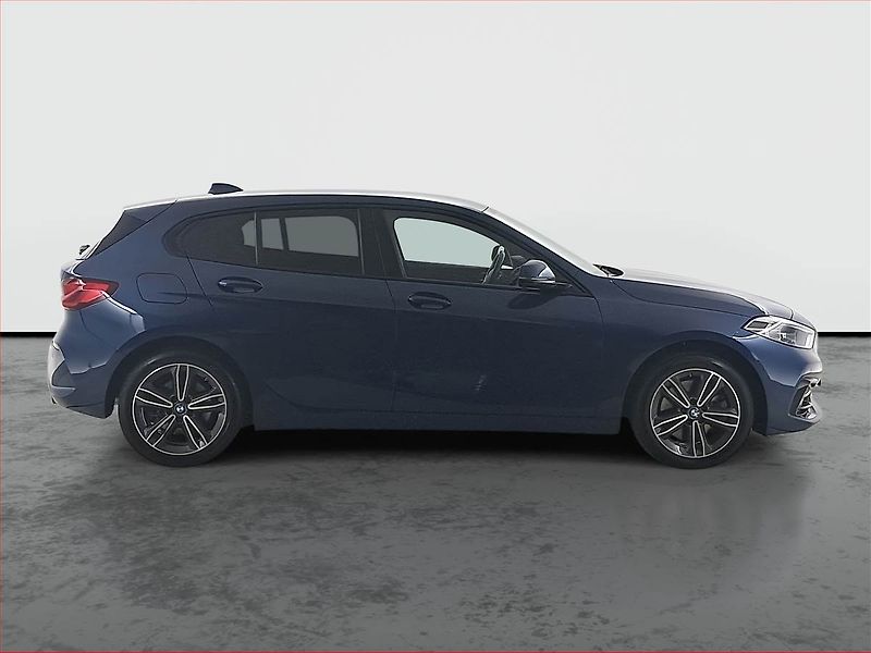 BMW Řada 1 (2023) M Sport 120i - fotka 6 z 24
