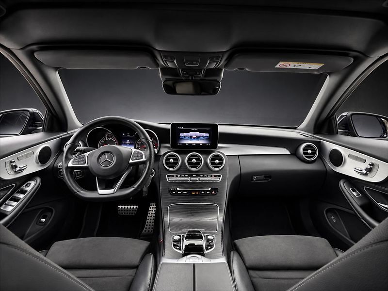 Mercedes-Benz Třídy C 2,0 C250 155 kW - fotka 18 z 19