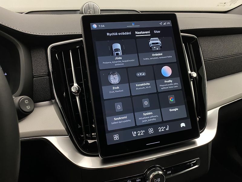 Volvo XC90 (2025) T8 AWD RECHARGE BLACK EDITION  - fotka 54 z 80