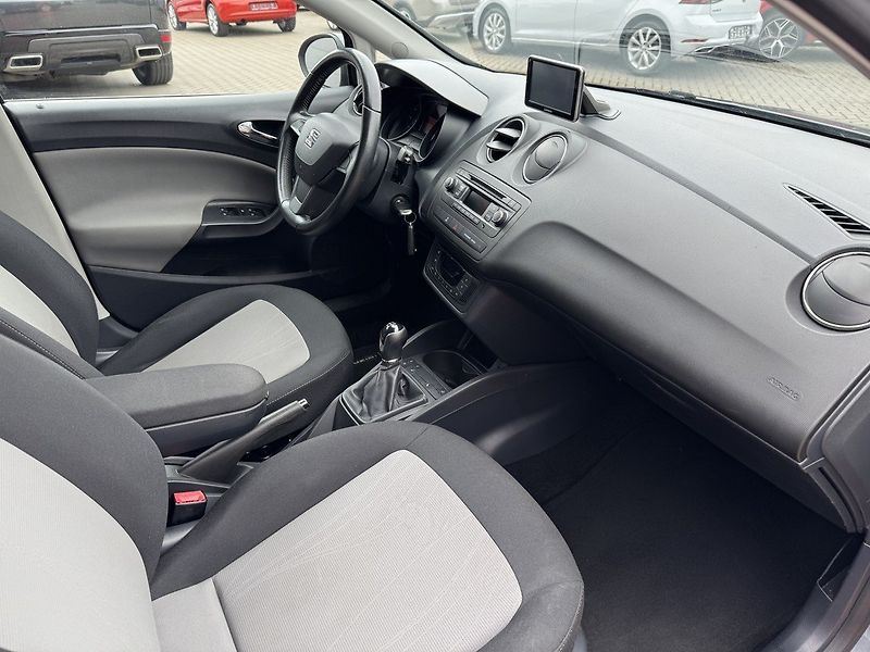 Seat Ibiza (2014) 1.4i 16V Navi Digi Klima - fotka 15 z 50