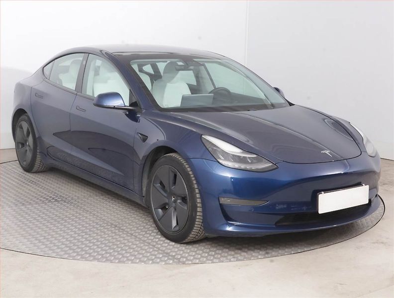 Tesla Model 3 (2020) Long Range 4WD 74kWh, SoH 89% - fotografie inzerátu