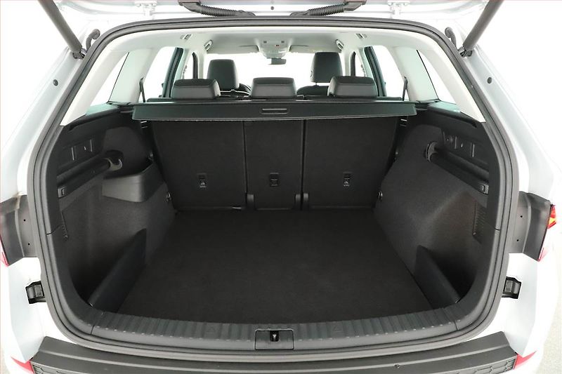 Škoda Kodiaq (2021) Style 2.0 TSI - fotka 26 z 29