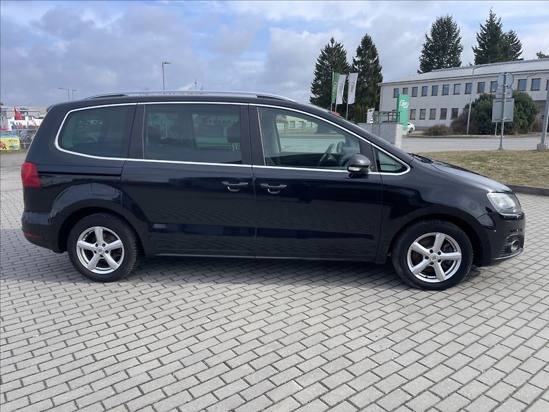 Seat Alhambra 1,4 TSi 110kw Automat 7míst GP - fotka 32 z 33