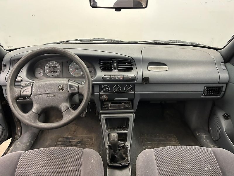 Škoda Felicia 1.6 i GLX - fotka 5 z 22