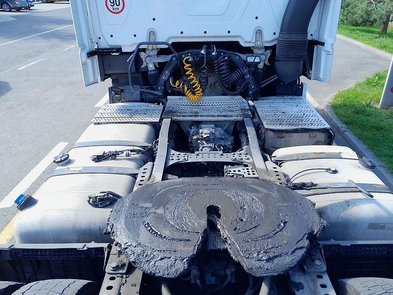 Mercedes-Benz Actros 1848 LowDeck - fotka 6 z 35